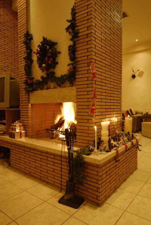 Hotel Galaxy Krepeni Экстерьер фото