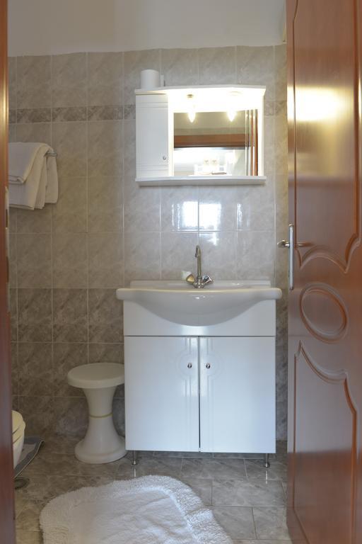 Hotel Galaxy Krepeni Экстерьер фото