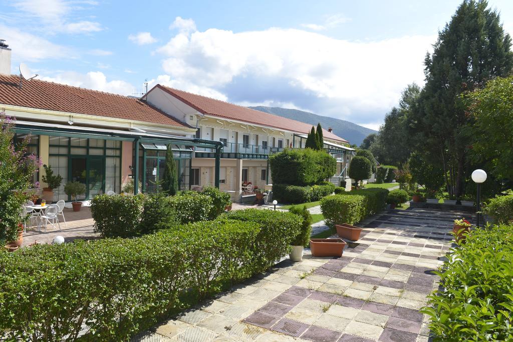 Hotel Galaxy Krepeni Экстерьер фото