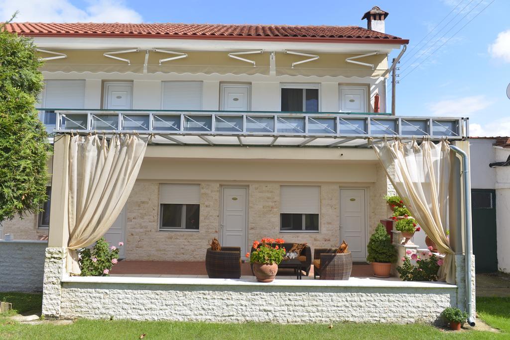 Hotel Galaxy Krepeni Экстерьер фото